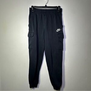 Nike Sportswear Club Fleece Black Cargo Boys Joggers Large